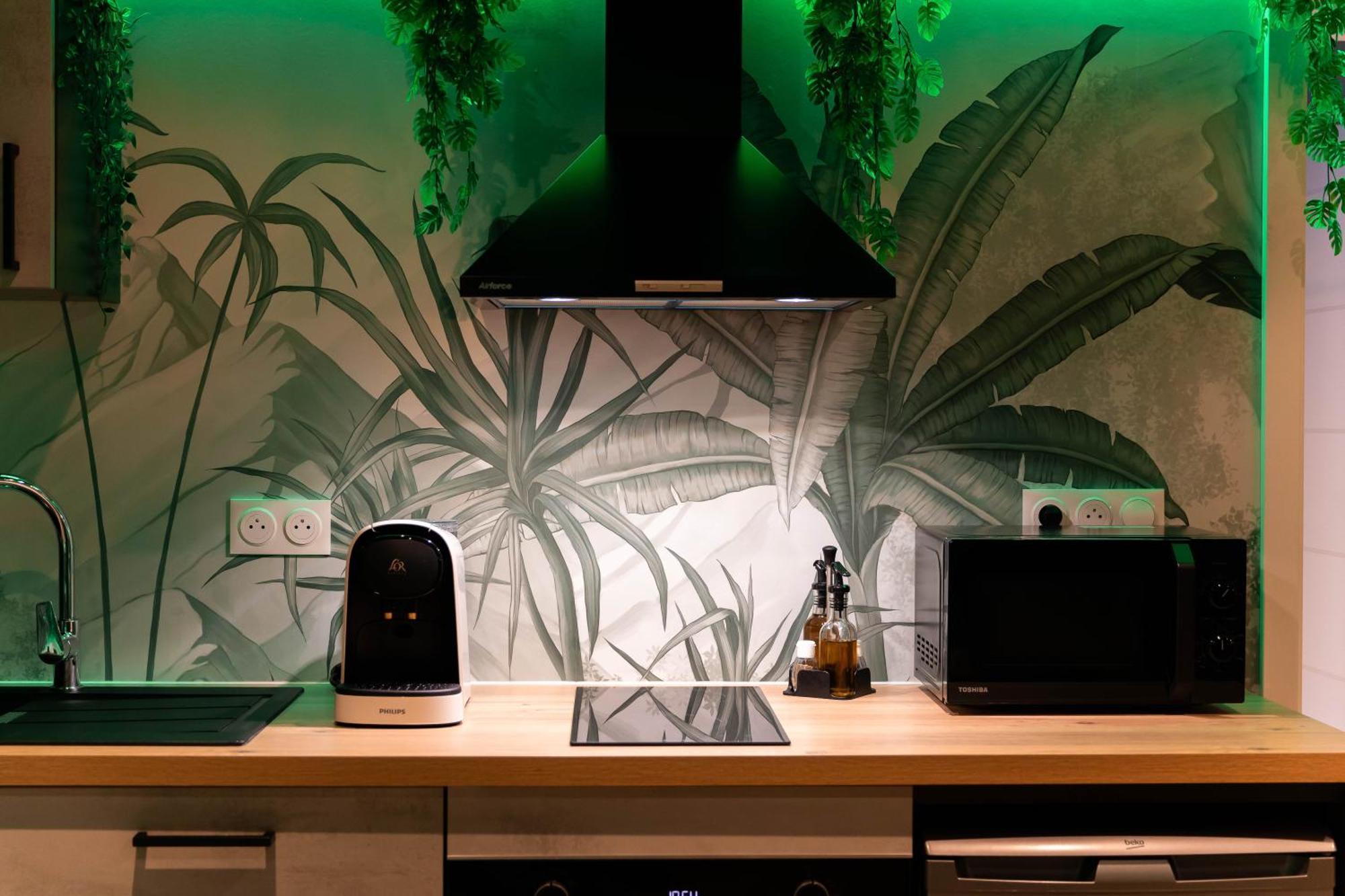 L'Oasis Tropicale, Jacuzzi, Love Room Roppenheim Exterior photo